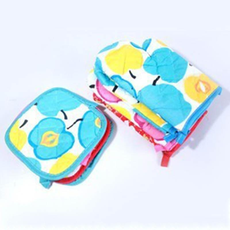 2 PCS  Kitchen Baking Cook Insulated Padded Oven Gloves Mitt Heat Insulation Pad Cotton Non-slip