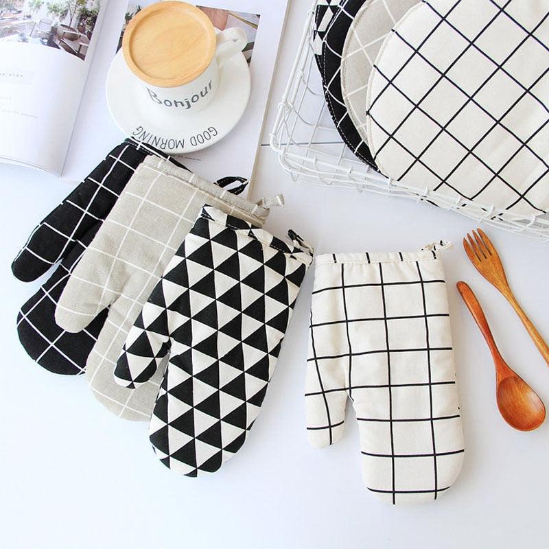 Cotton Oven Glove 1 Pcs Non-slip Glove BBQ Grill Glove Nice Kitchen Cooking Heatproof Mitten
