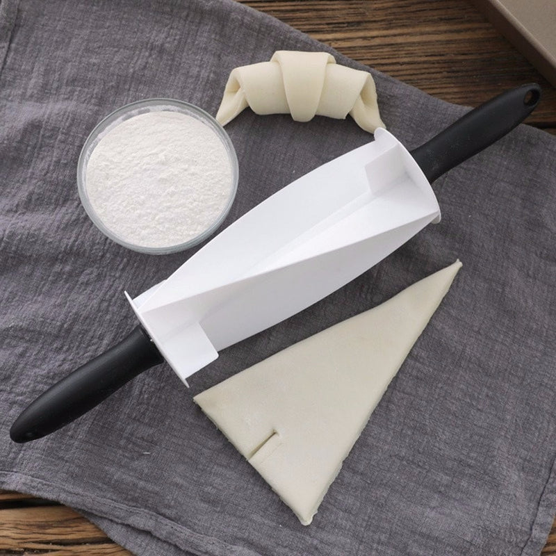 Plastic Handle Rolling Cutter For Making Croissant Bread Dough Pastry Knife Wooden Handle Baking